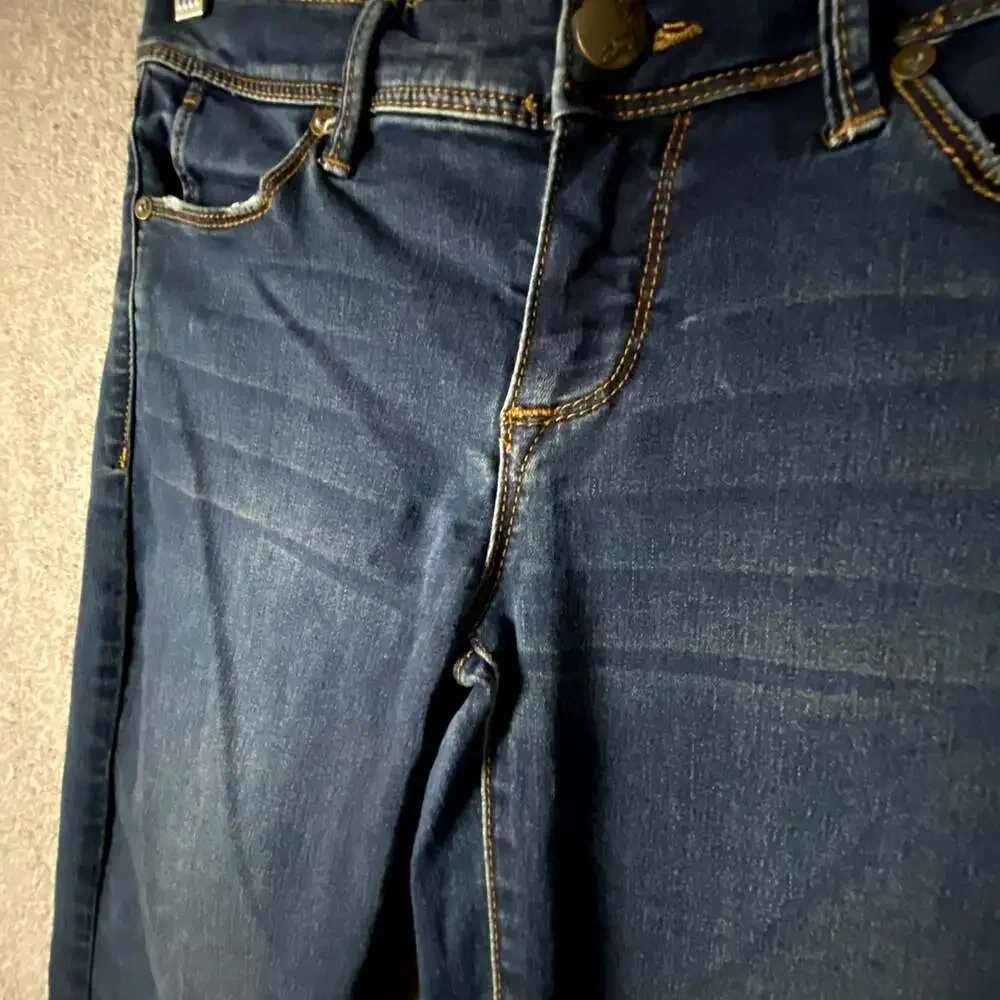 Free People Women's SIze 26 Mid-Rise Dark Wash Stretch Denim Jeans